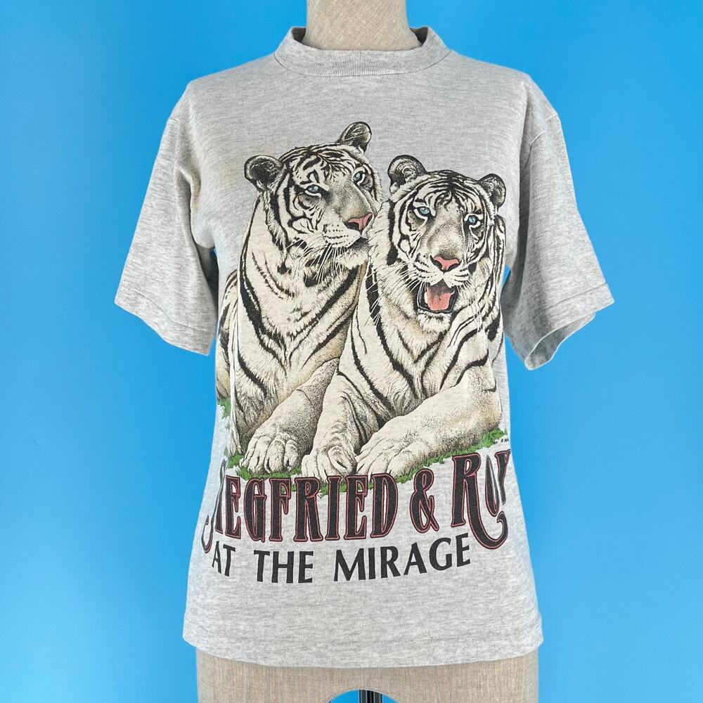 90s Siegfried & Roy at the Mirage tshirt 1990s vintage